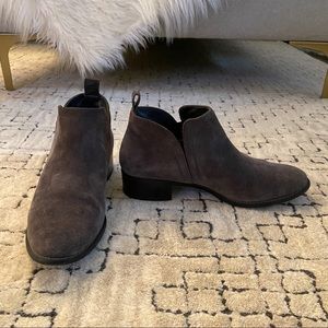 Paul Green Grey Suede Ankle Bootiea